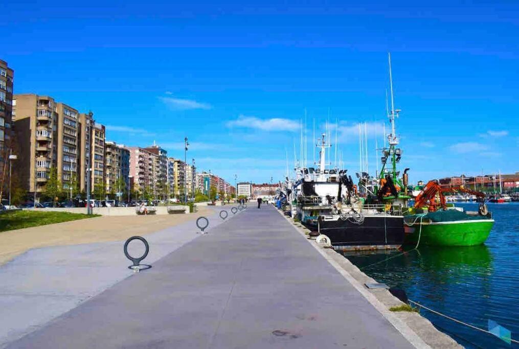 Apartamento Barato En Santander - Junto Al Barrio Pesquero エクステリア 写真